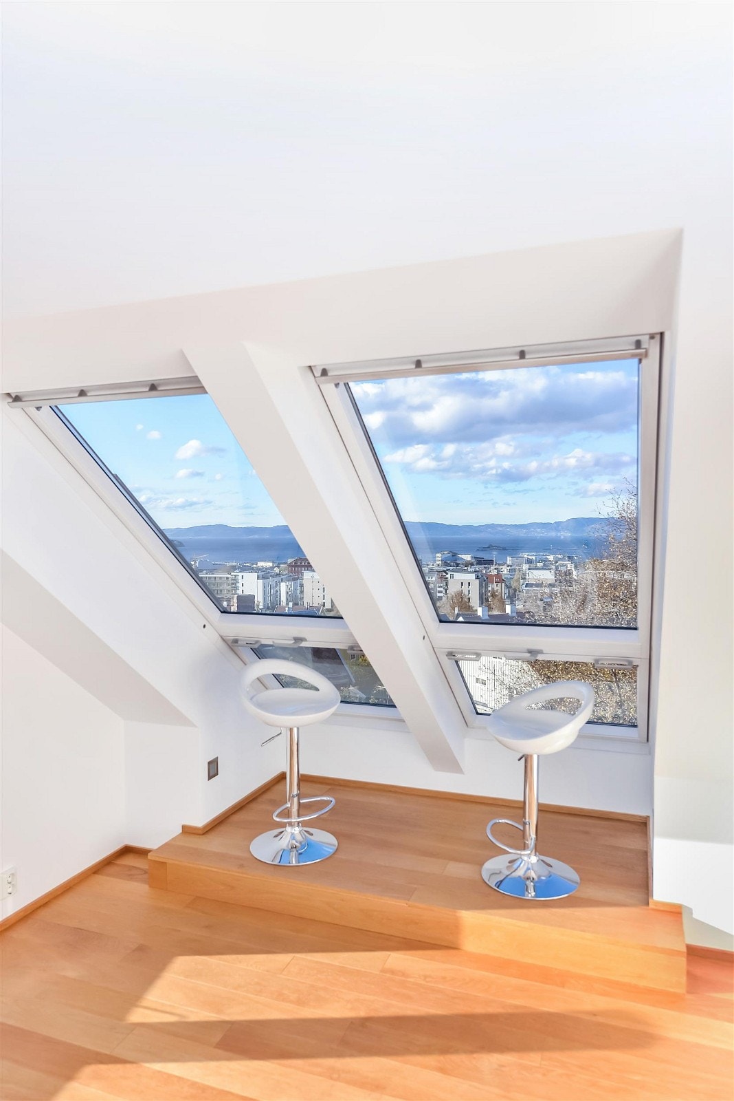 Åpne vinduene og nyt den flotte utsikten som tar imot deg. Galleribilde