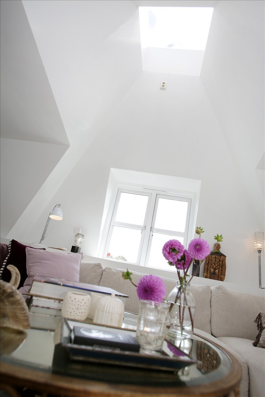 Lys stue med god takhøyde Galleribilde