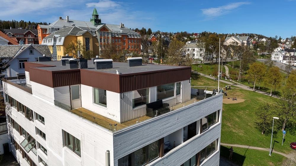 Parkgata 14 ligger alene på toppen i bygget. Galleribilde