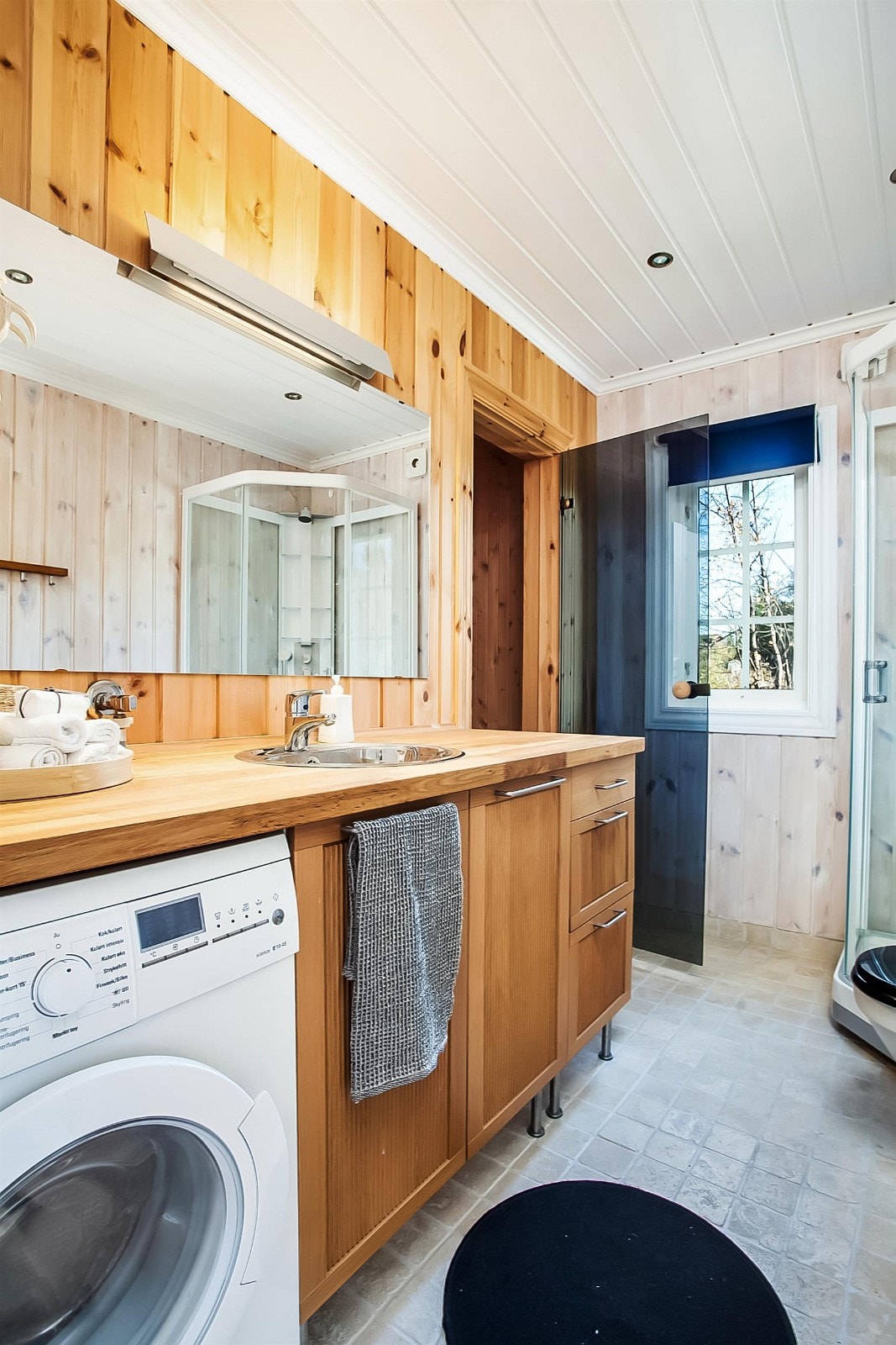 Bad med tilgang til badstue. Galleribilde