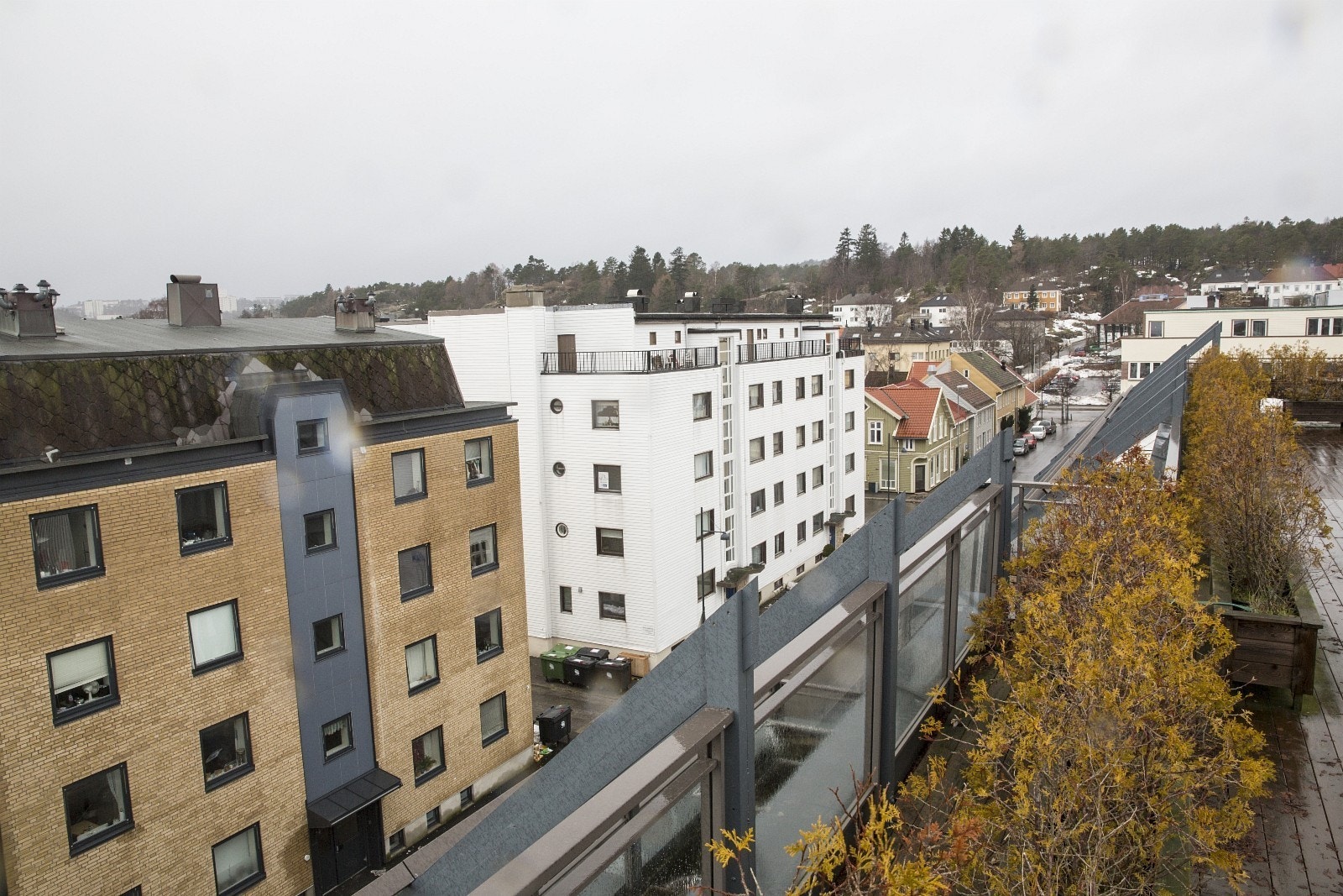 Utsikt mot Baneheia. Holbergs gate nordover Galleribilde