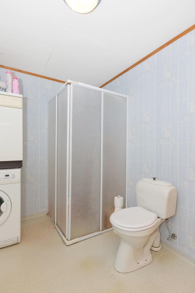 Bad med opplegg for vaskemaskin Galleribilde