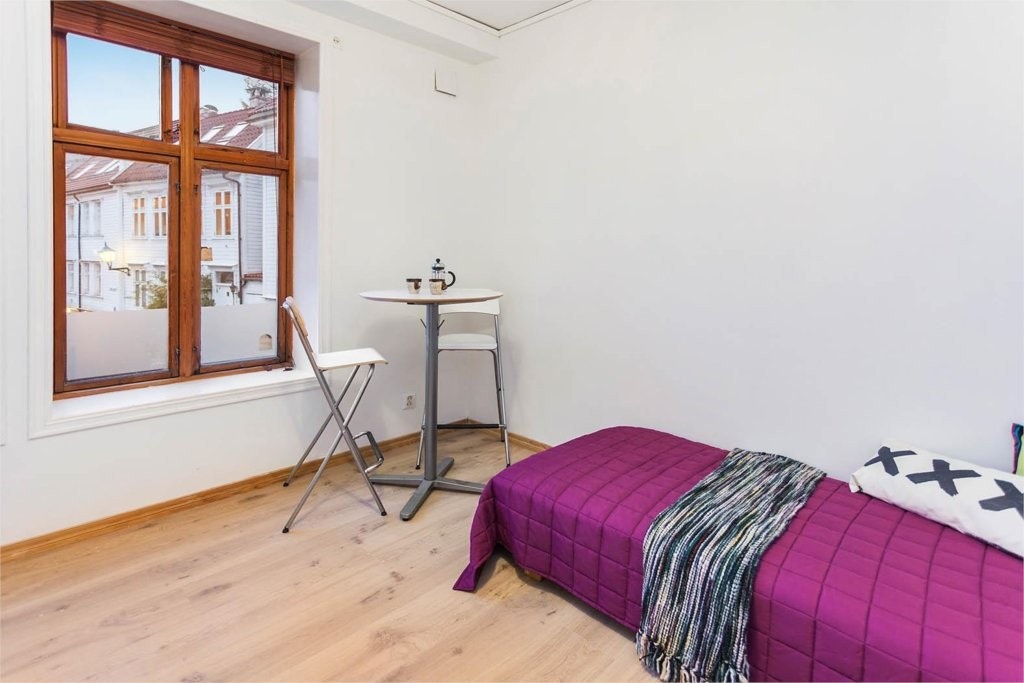 Vinduslister og karmer vil bli hvitmalt Galleribilde