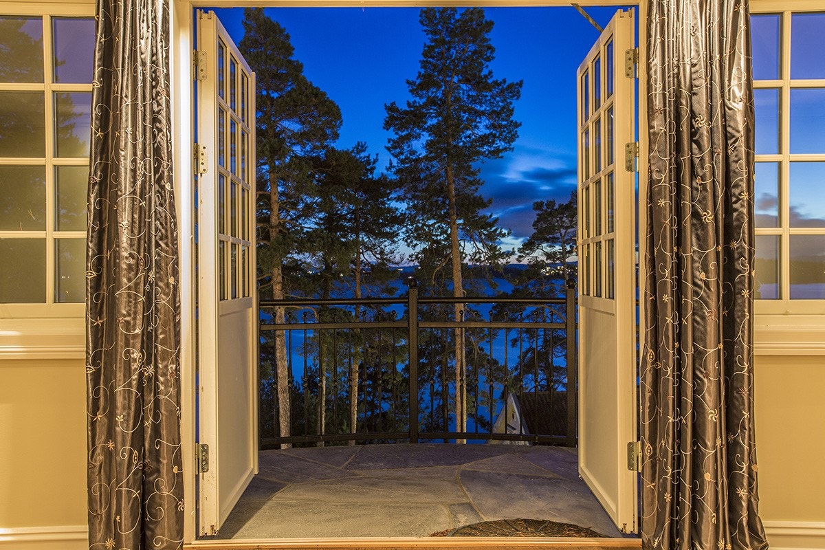 Nydelig utsikt fra hovedsoverommet Galleribilde