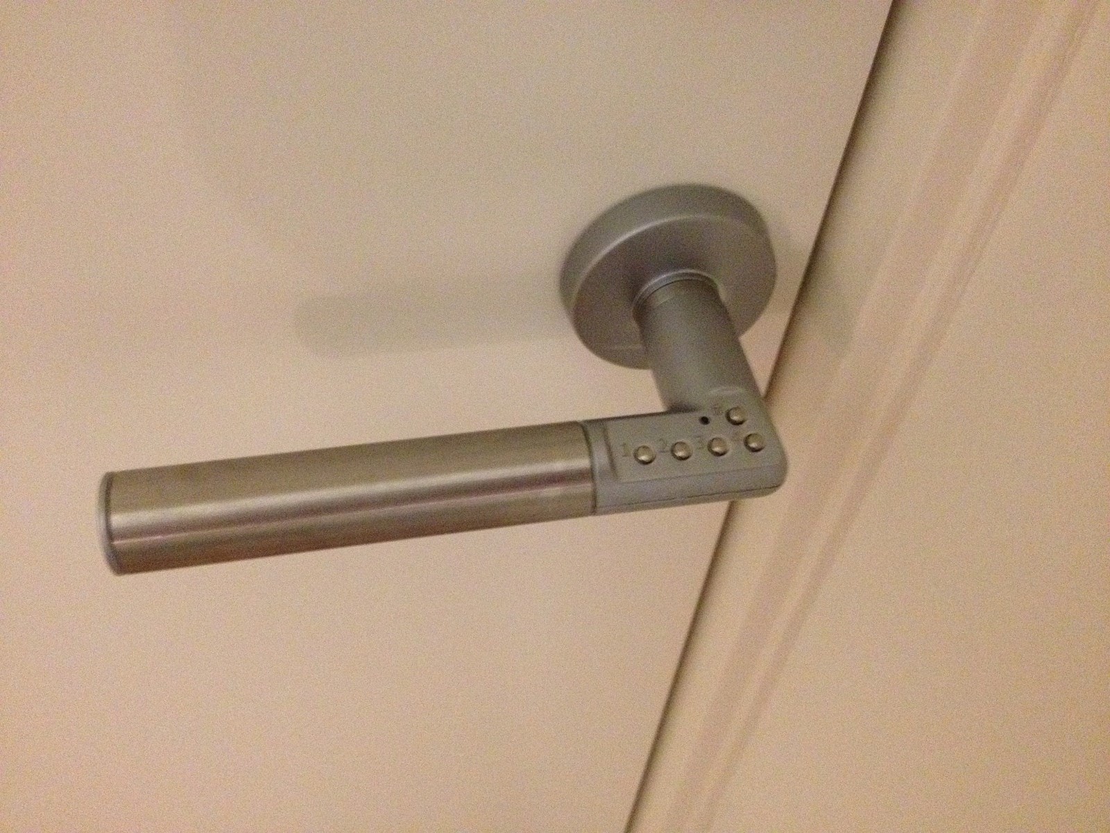 Alle Hybler har kodelås Galleribilde