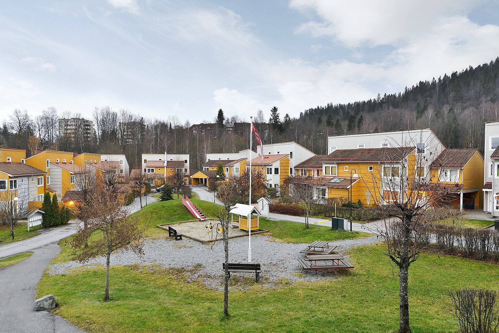 God utsikt over uteområdene fra terrassen Galleribilde