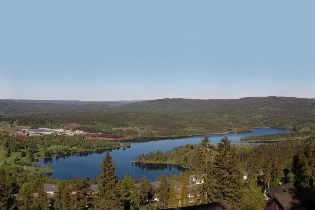 På Bogstad er det populær badeplass, flott golfbane og Bogstad gård med kafé, samt aktiviteter for barn. Galleribilde