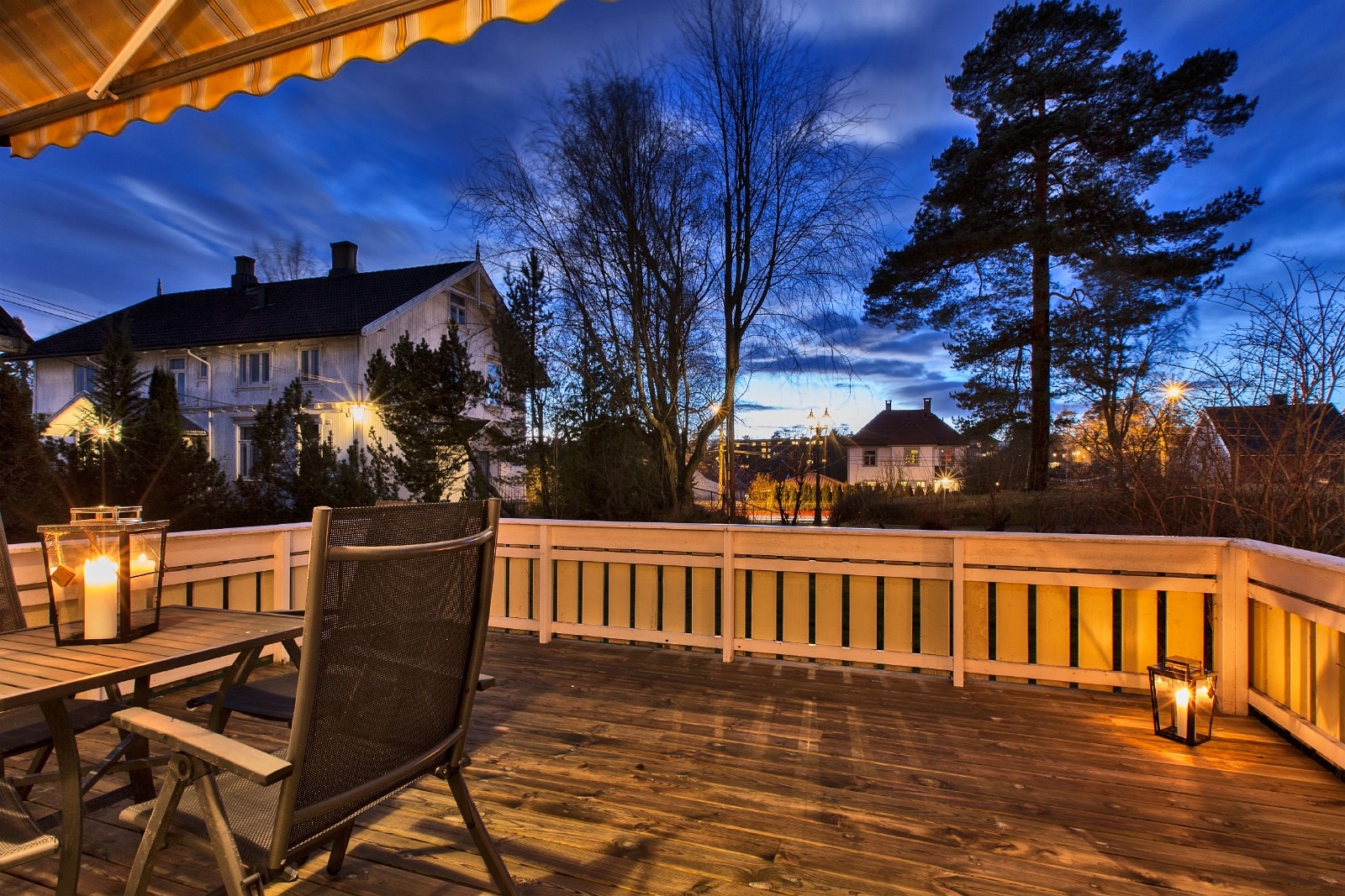 Terrasse. Galleribilde