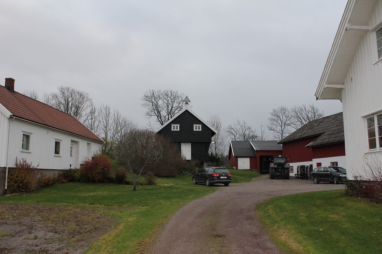 Gårdstun Galleribilde