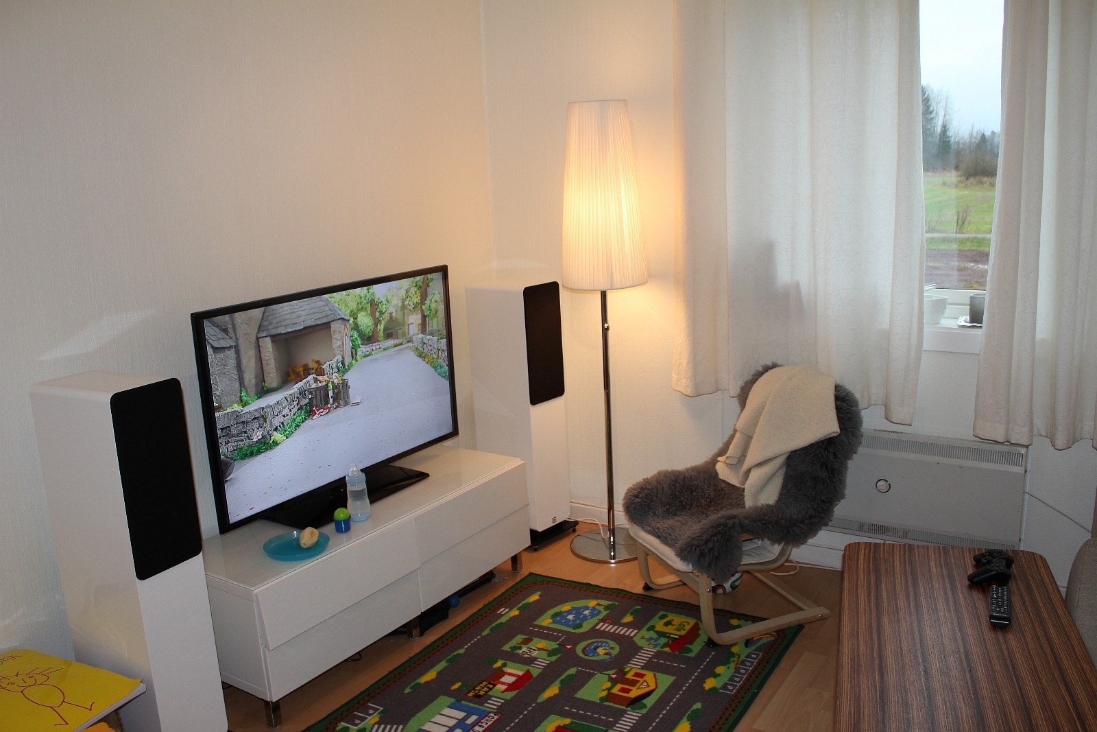 Stue/soverom Galleribilde