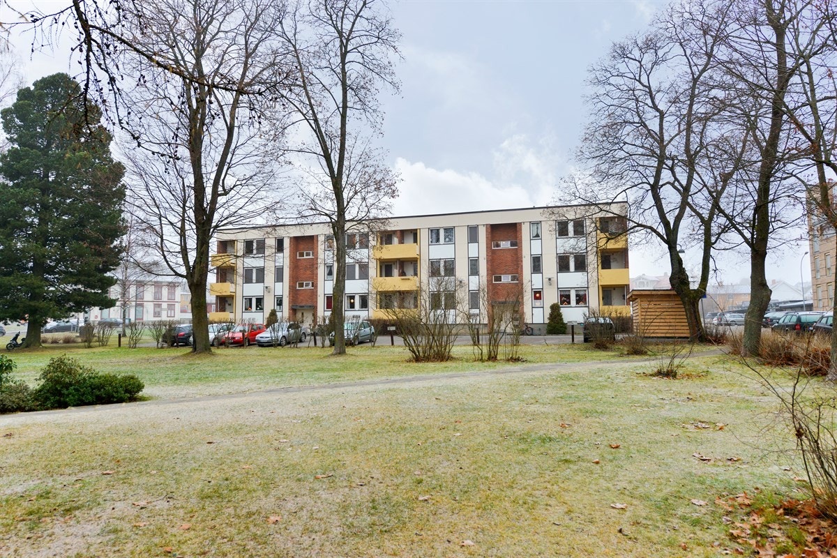 Sentral og fin beliggenhet i umiddelbar nærhet til sentrum Galleribilde