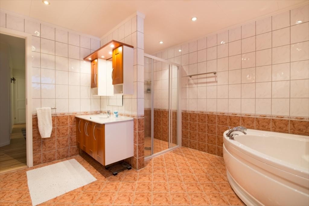 bad i u.etg Galleribilde