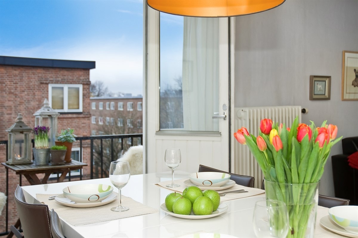 Hyggelig utsyn da man sitter høyt opp i etasjene Galleribilde