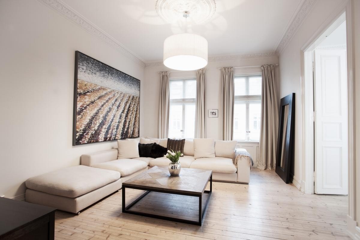 Jørgen Moes gate 2 - Helene Elisabeth Backer Galleribilde