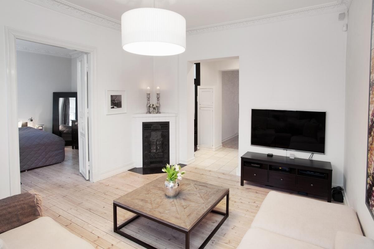 Romslig og delikat stue. Galleribilde