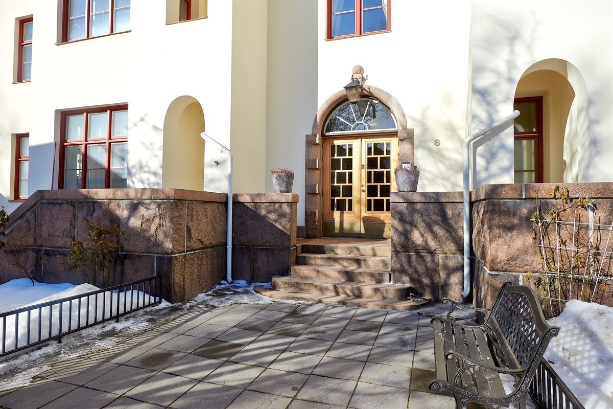 Fasade inngangsparti Galleribilde