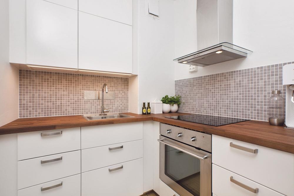 Integrert stekeovn og koketopp (nye 2014). Kjøl- / fryseskap medfølger også Galleribilde