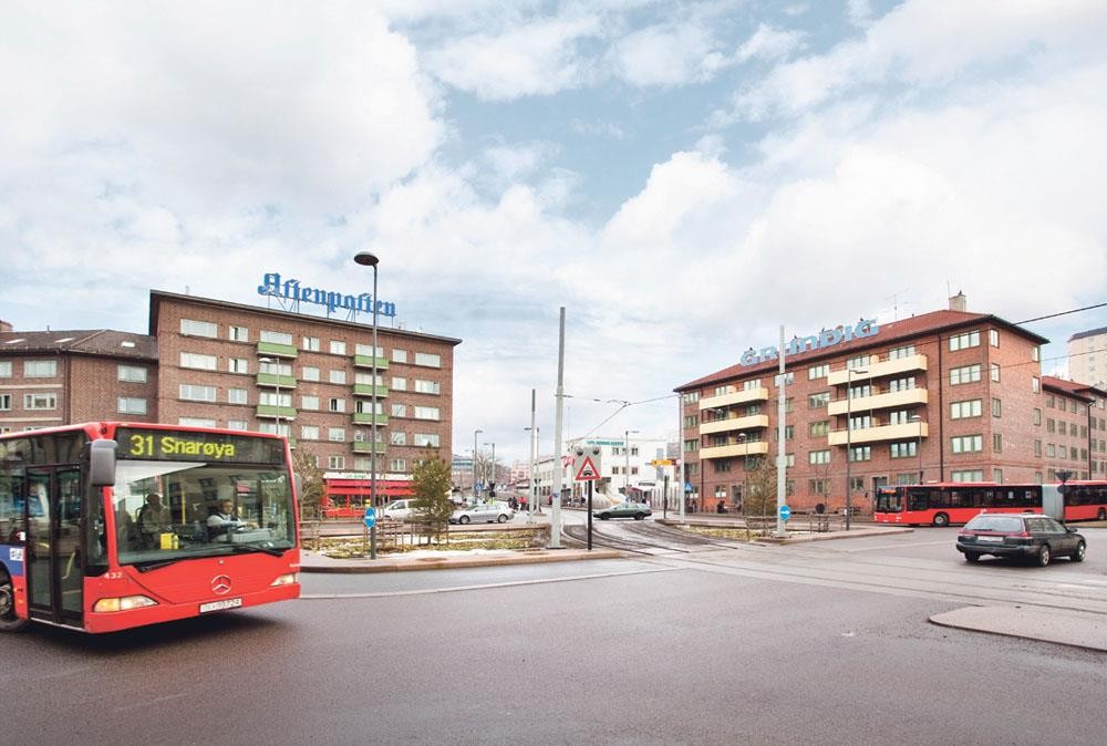 Kort vei til Carl Berners Plass med alt av kollektivtrafikk Galleribilde