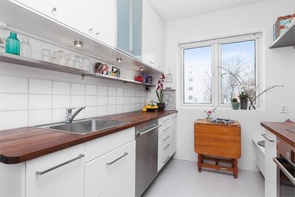 Flott og moderne kjøkken fra 2012 Galleribilde