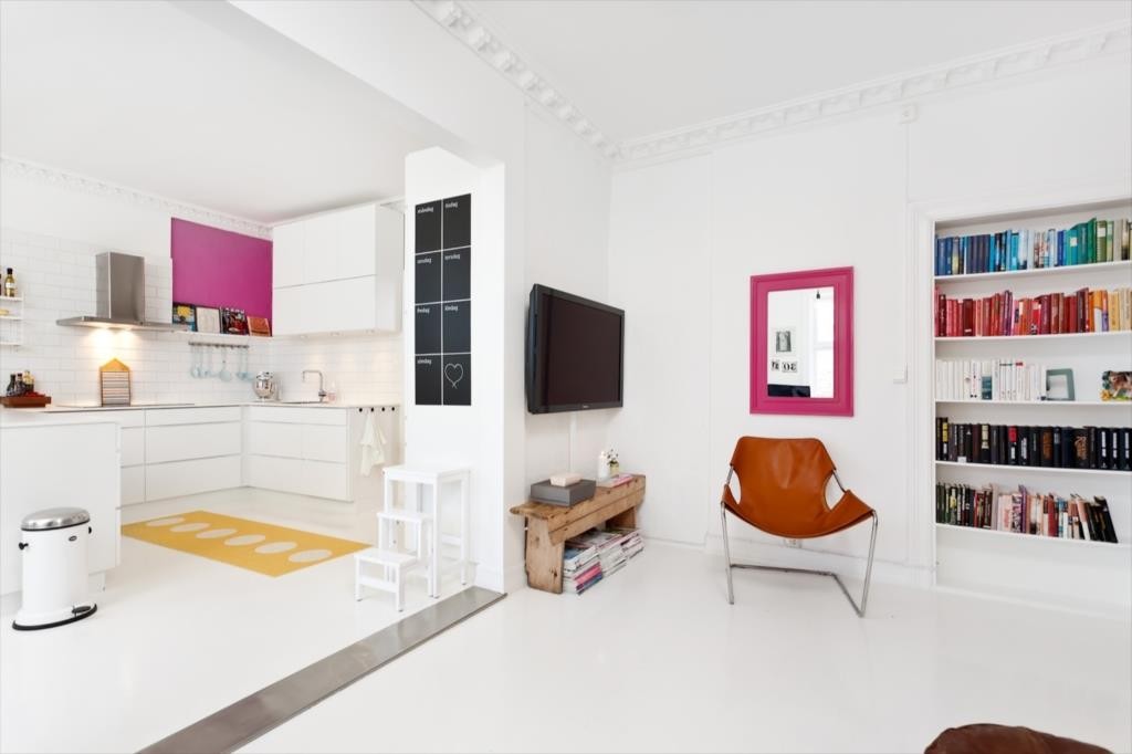 Åpent og luftig mellom stue og kjøkken (Joachim Schala - 920 82 252) Galleribilde