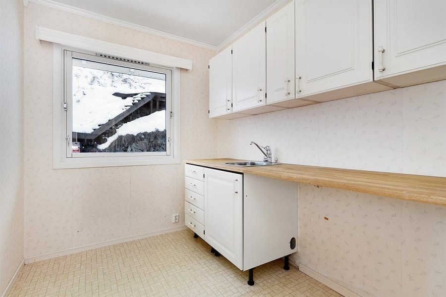 Romslig vaskerom . Galleribilde