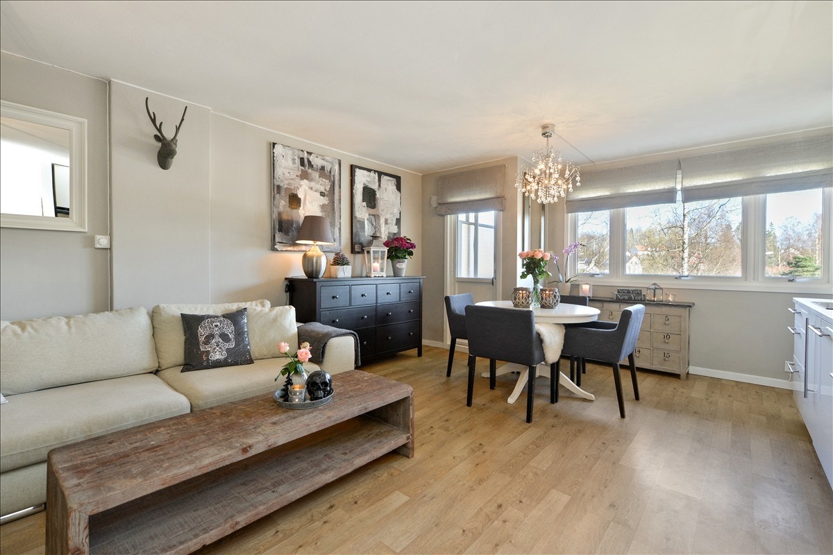 Flott stue Galleribilde