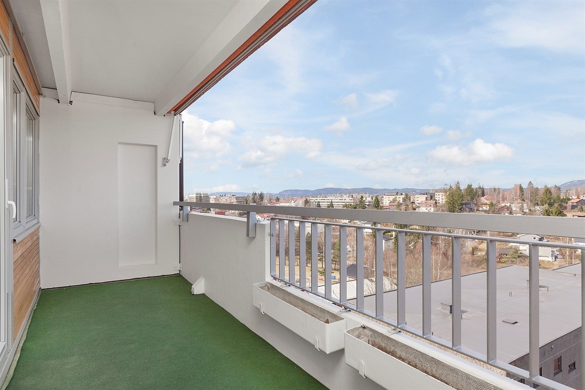 Balkong med fantastisk utsikt og gode solforhold. Galleribilde