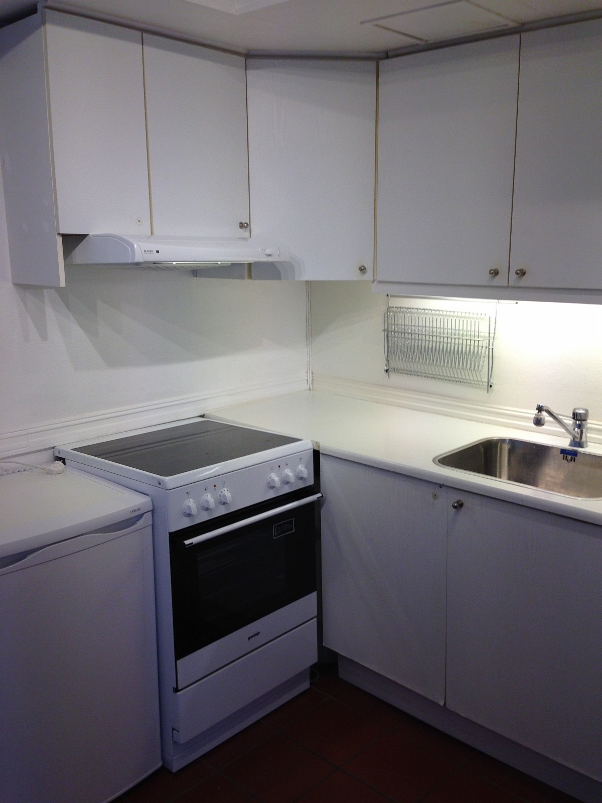 Kjøkken med vaskemaskin Galleribilde