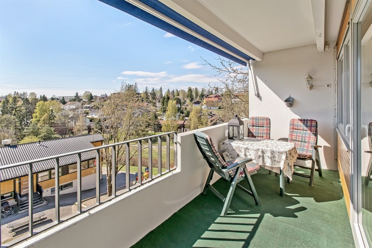 Velkommen til Hovseterveien 56 C. Presentert av Ina Sartz, Obos eiendomsmeglere Galleribilde