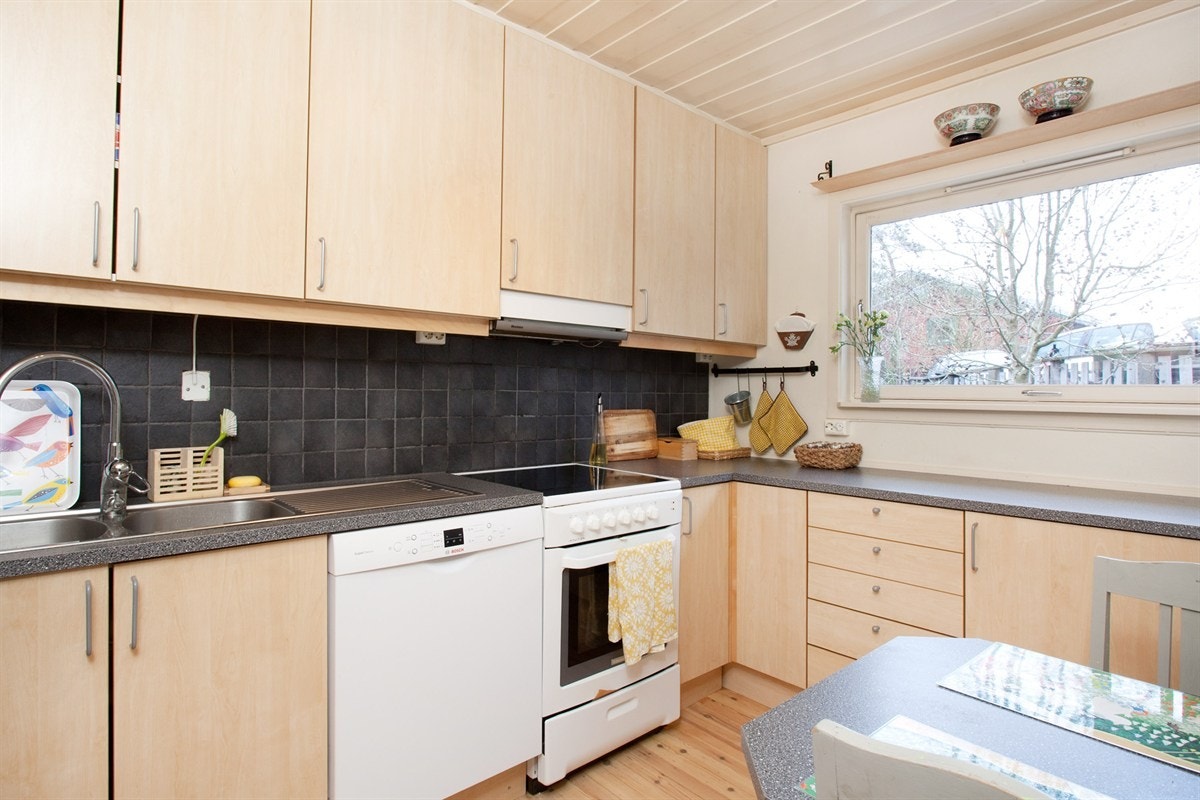 God benkeplass. Galleribilde