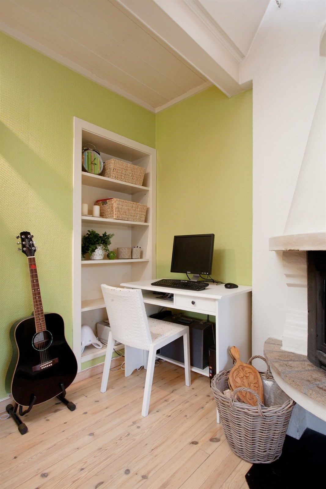 Kontorhjørne i stuen Galleribilde