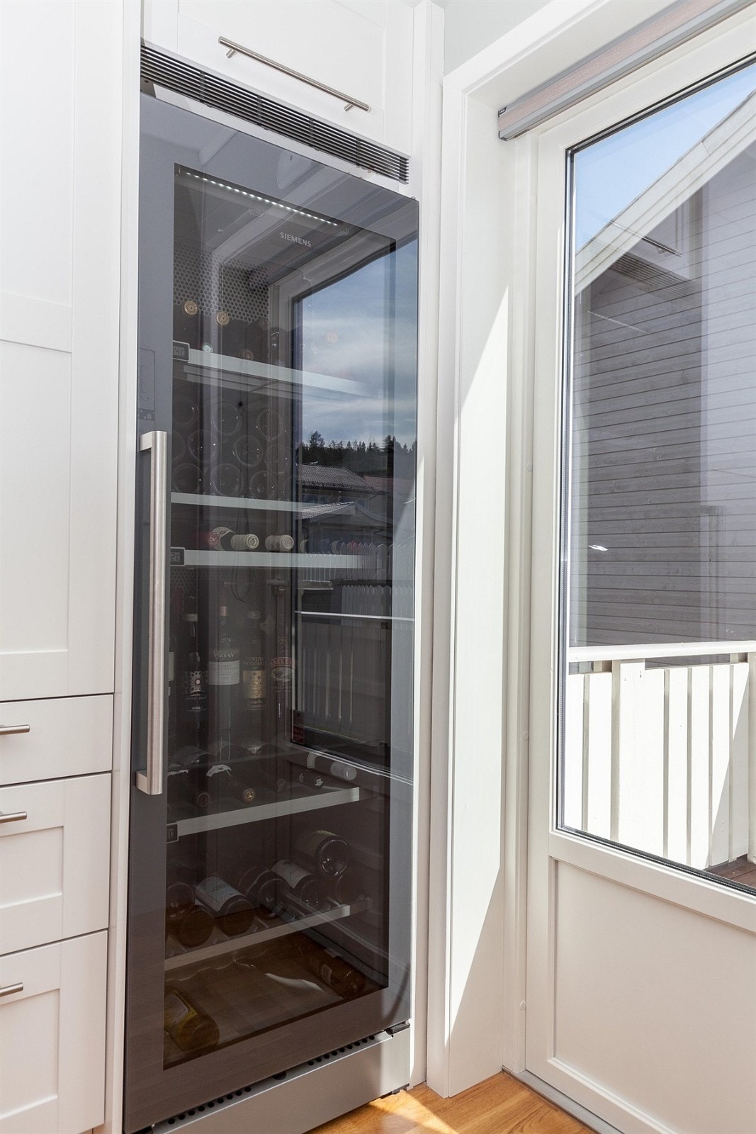 Vinskapet medfølger ikke, men kan diskuteres! Galleribilde