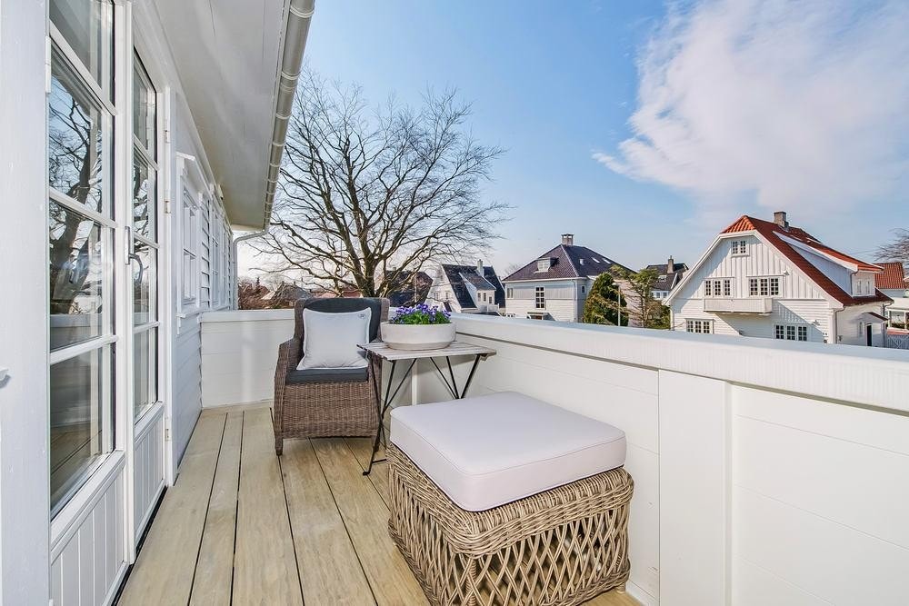 Her kan man nyte de helt siste solstrålene på lange sommerkvelder. Galleribilde