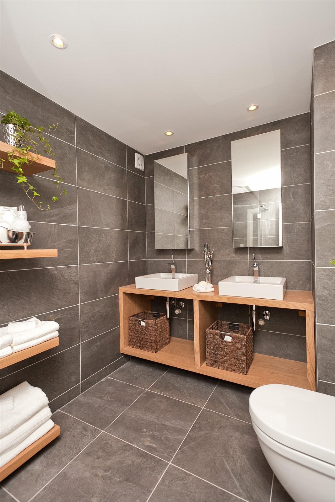 Ett av to flotte bad - Phillipe Starch Design. Kvalitet i stor skala. Galleribilde