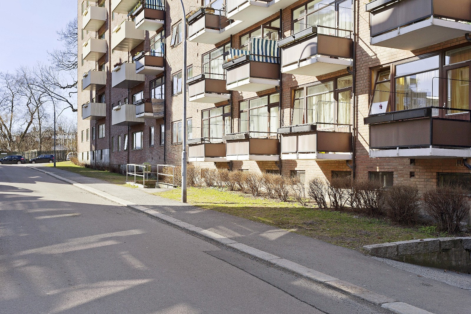 Fasaden sett fra Holmboesgate Galleribilde