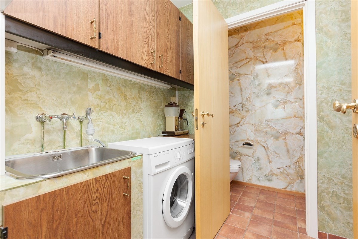 Vaskerom Galleribilde