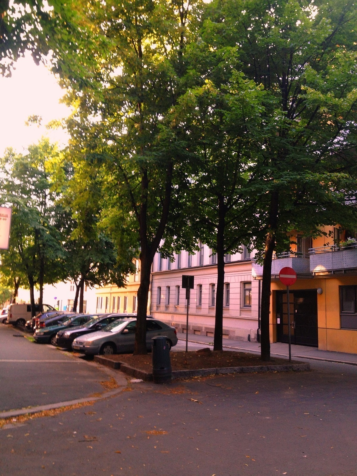 Stille blindgate utenfor leiligheten. Galleribilde