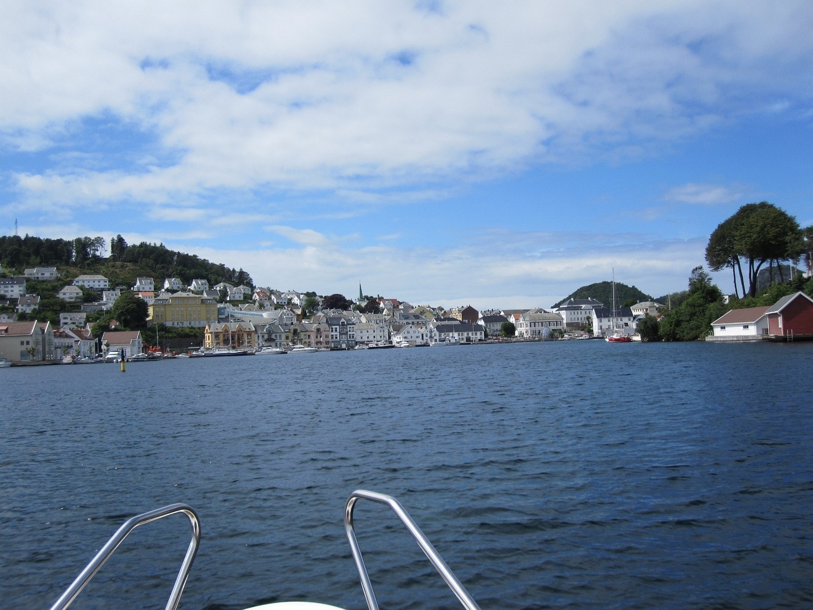 Farsund by - ca 12 minutter fra Åpta Galleribilde