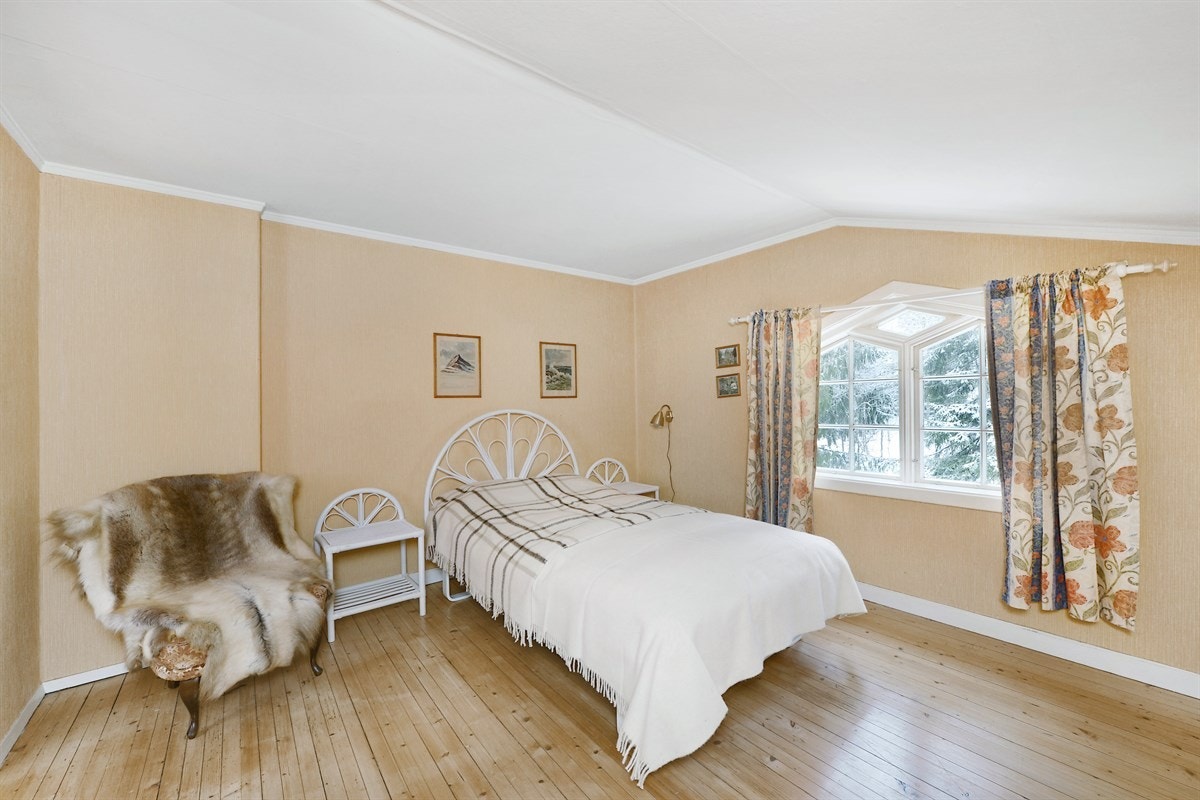 Soverom 2 i 2.etg. Galleribilde