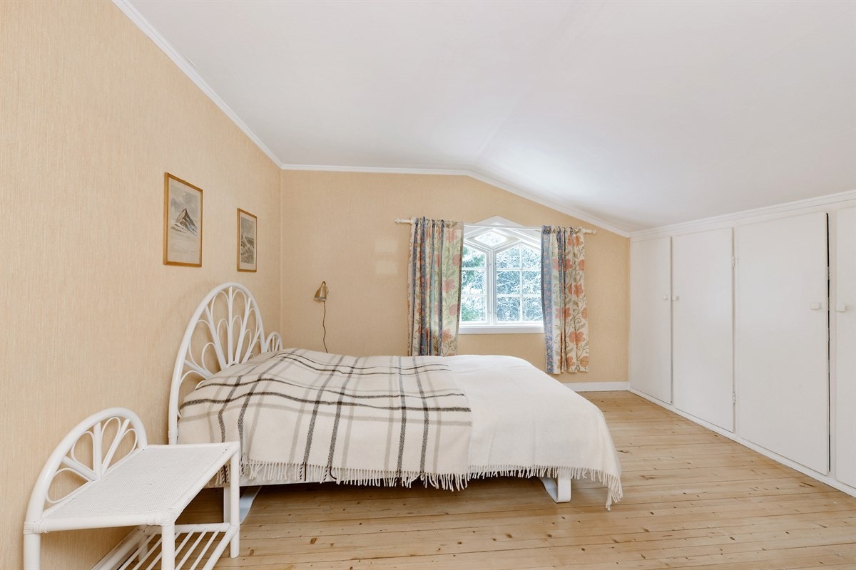 Soverom 2 i 2.etg. Galleribilde