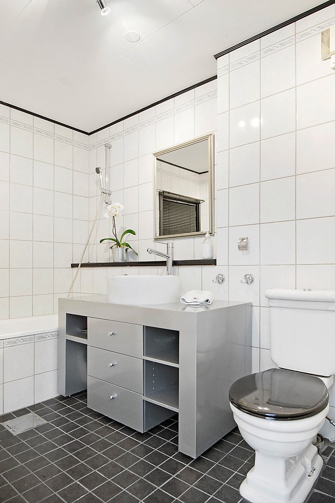 Bad 1 med badekar Galleribilde