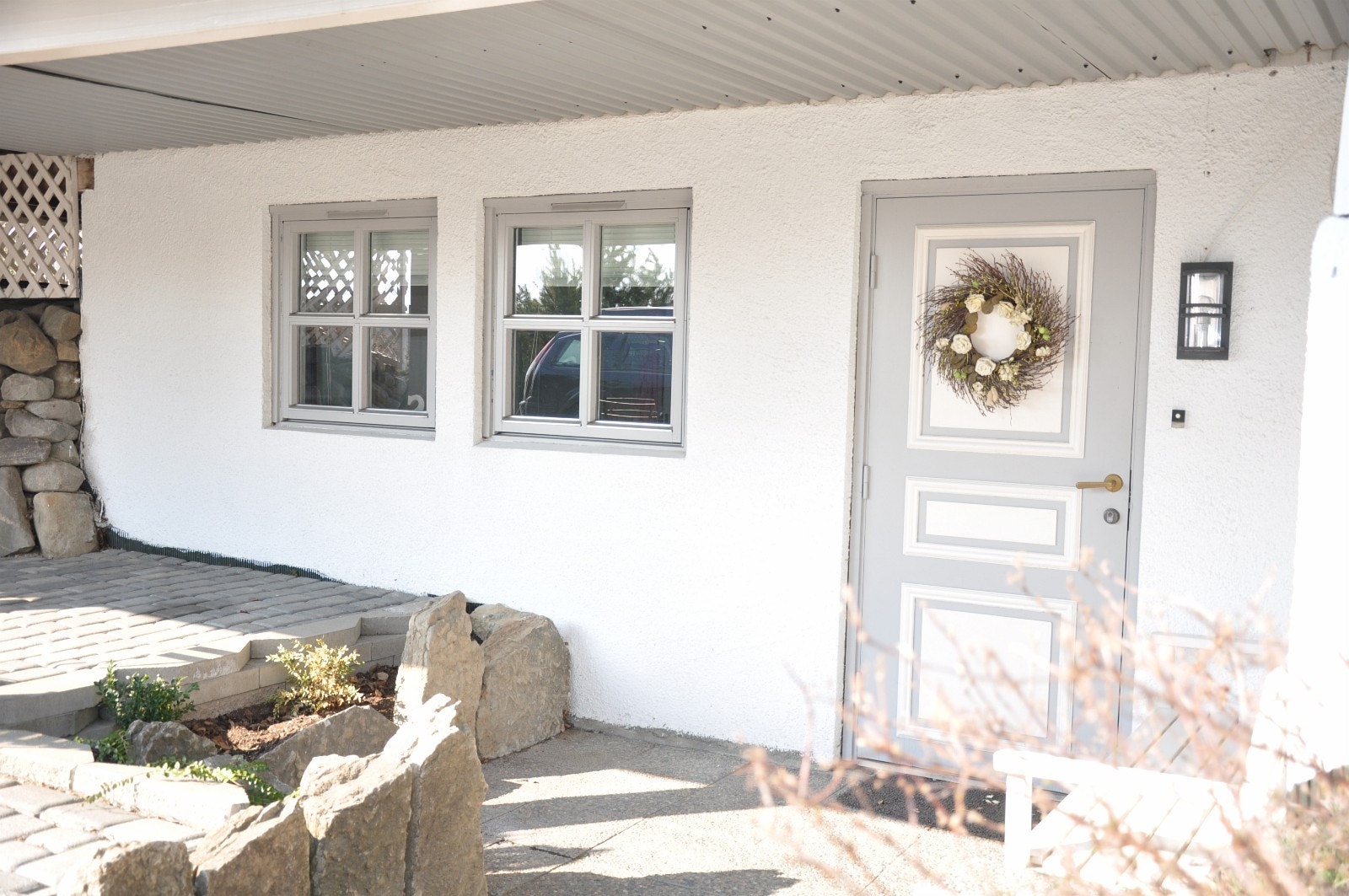 Egen inngang i sokkel. Galleribilde