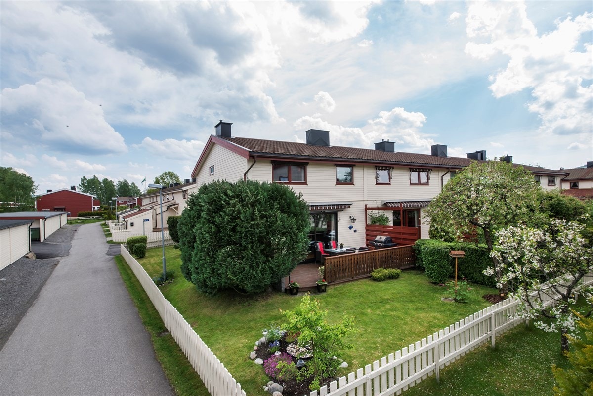 Ekelundstien 9 presenteres av PRIVATmegleren v/Stian Berglund Galleribilde