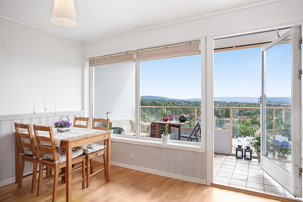 Utgang til balkong Galleribilde