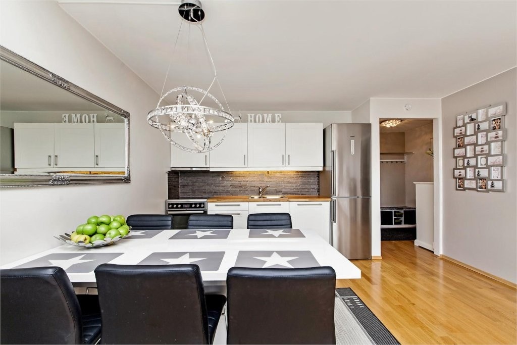 Mot gang Galleribilde