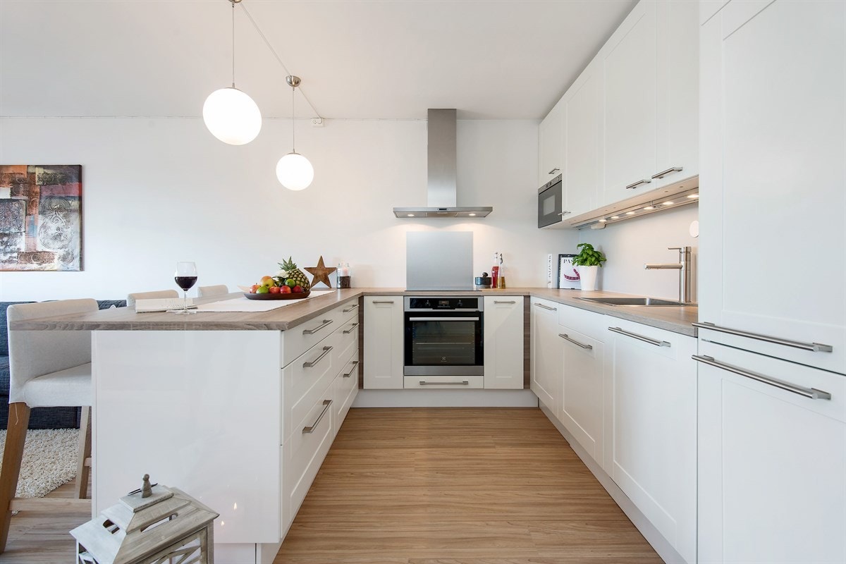 IKEA-kjøkkenet er nytt i 2012 og fremstår i en smakfull kombinasjon av materialer Galleribilde