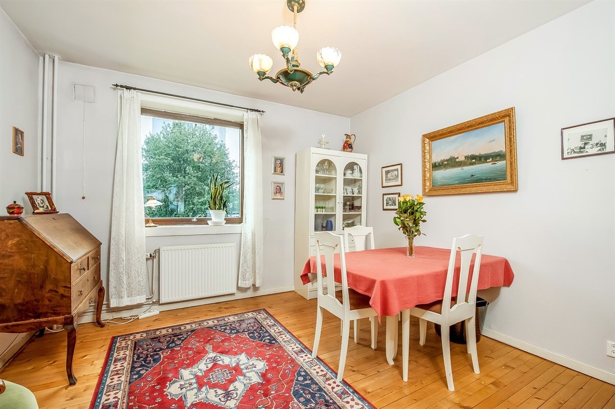 ~ Spisestue ~ Galleribilde