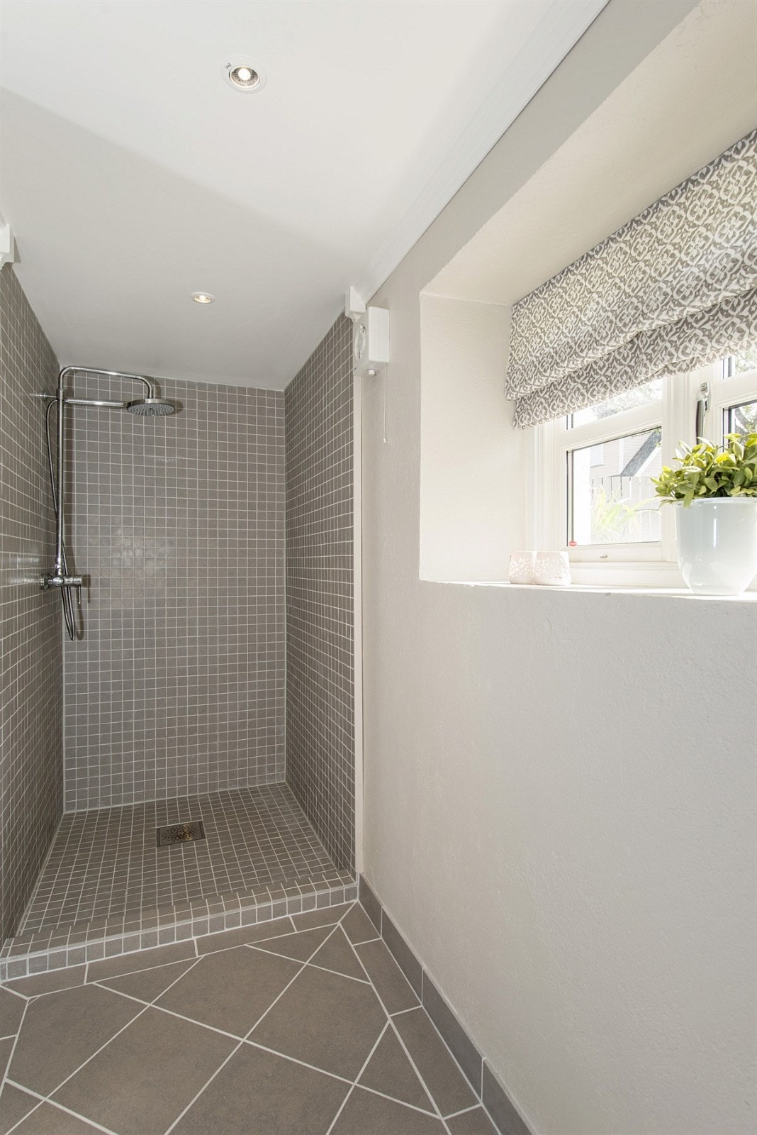 Bad kjeller Galleribilde