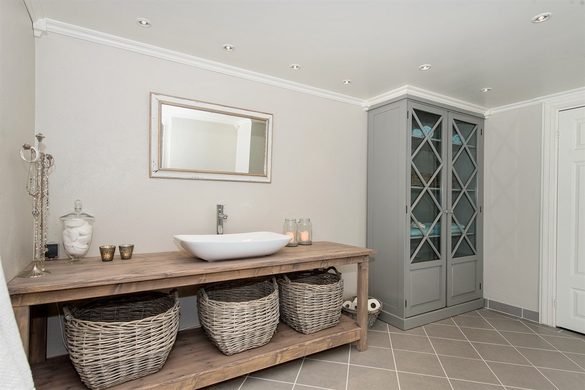 Bad kjeller Galleribilde