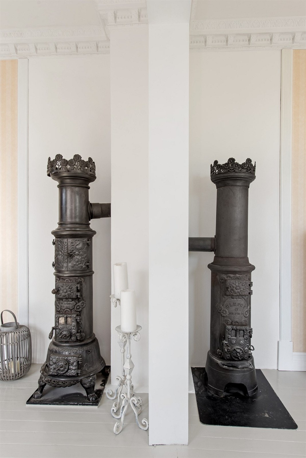 Ulefos ovner i begge stuene Galleribilde